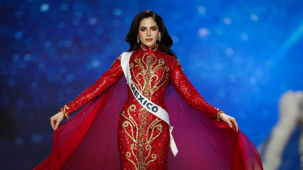 Fátima Bosch risponde ai commenti d'odio dopo la vittoria a Miss Universo 2025