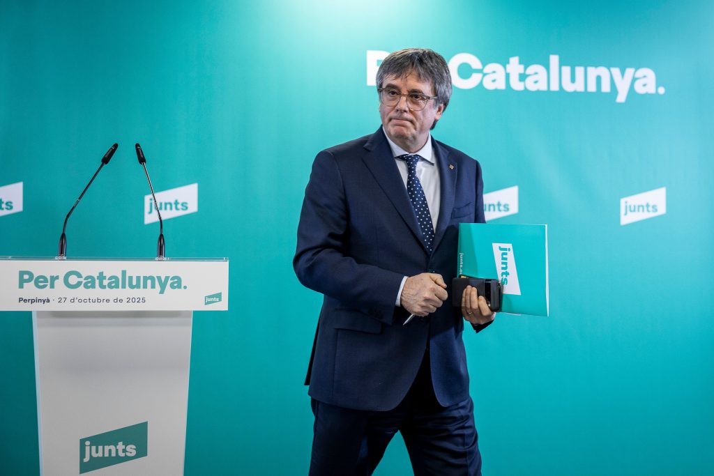 Puigdemont chiede al Tribunale Costituzionale di annullare l&#039;ordine di arresto emesso dal Supremo