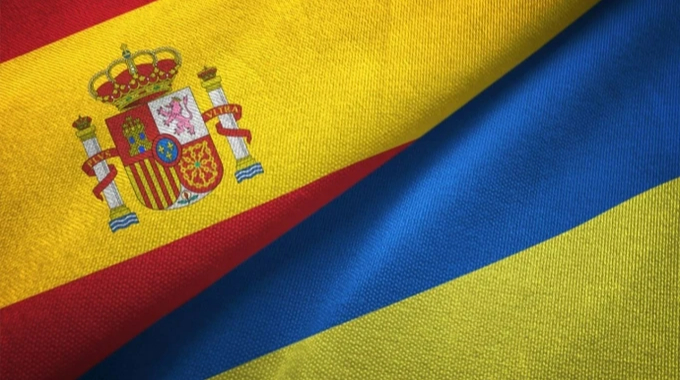 Spagna annuncia pacchetto di aiuti militari da 615.000 euro per l’Ucraina