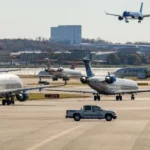 USA avverte: sei compagnie aeree annullano voli verso Venezuela per rischio potenziale