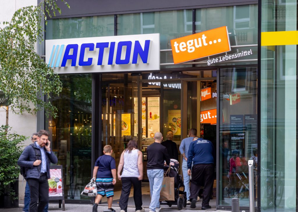 Action Sfida Dyson: Il Dispositivo per la Cura dei Capelli che Sta Rivoluzionando il Mercato