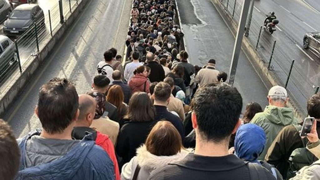 Istanbul in Stallo: la Crisi del Traffico Metropolitano