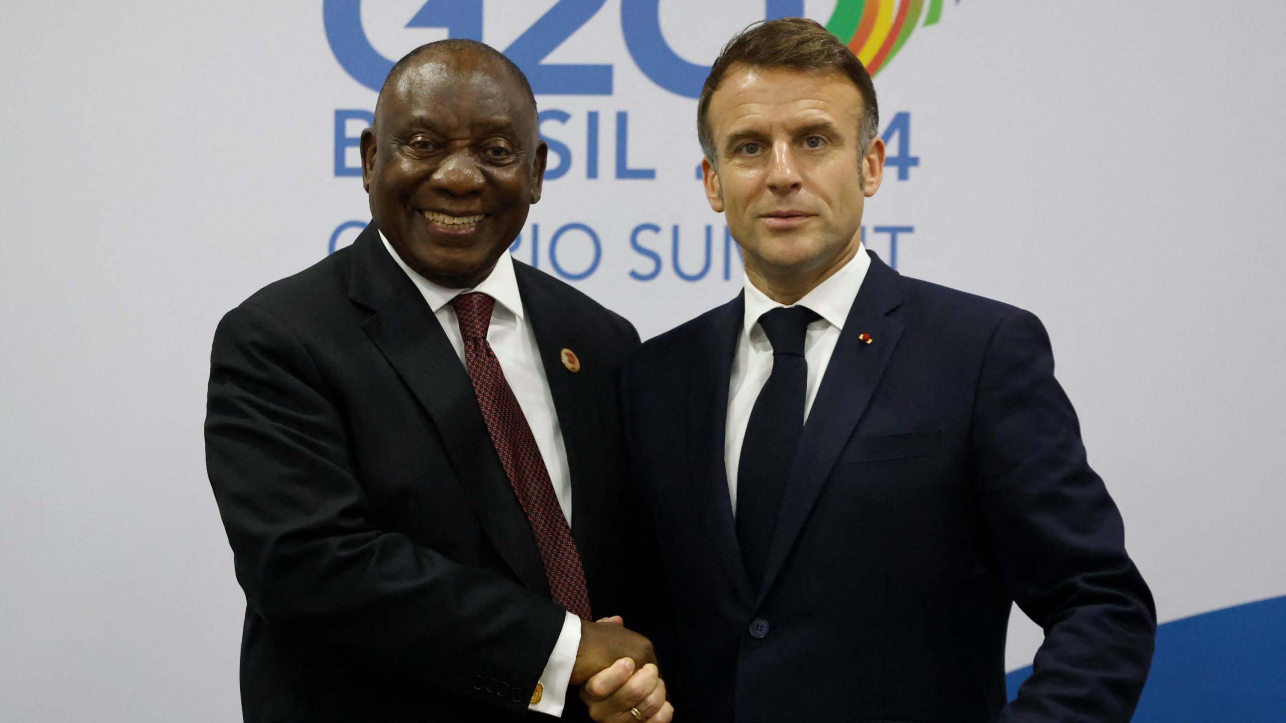 Macron in Africa: cinque giorni di tournée per rinforzare i legami con i partner del continente