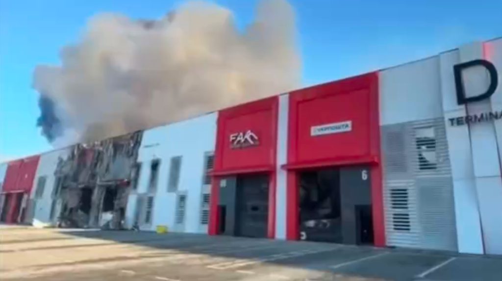 Attacco russo a Lviv: filiale postale distrutta, 900 pacchi persi