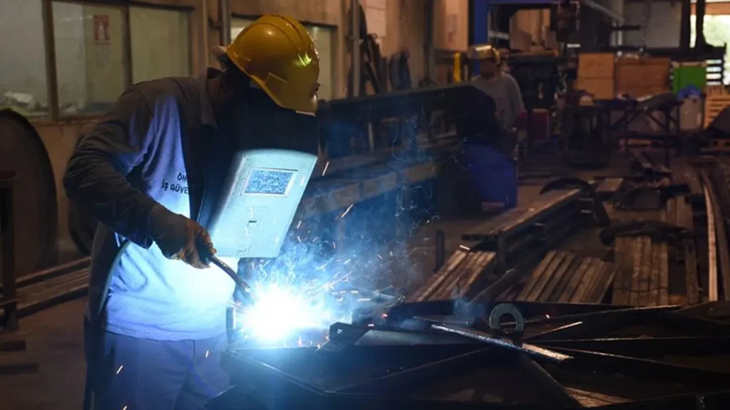 Il Ministro dell’Agricoltura annuncia l’assunzione di 1389 dipendenti per la Direzione Generale delle Operazioni Idriche