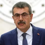 Ministero spiega il calcolo delle assegnazioni degli insegnanti e annuncia la pianificazione delle quote per il prossimo anno