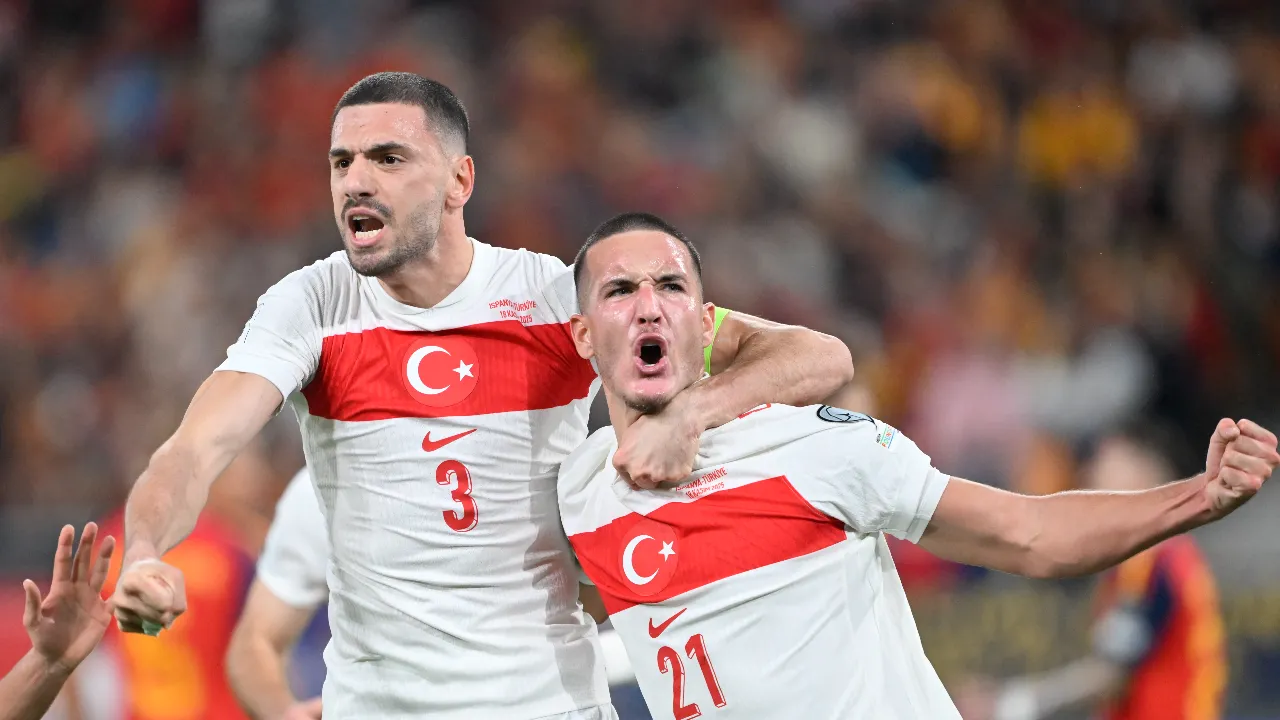 Il valore del primo 11 raggiunge 393 milioni di euro grazie a Deniz Gül e Salih Özcan