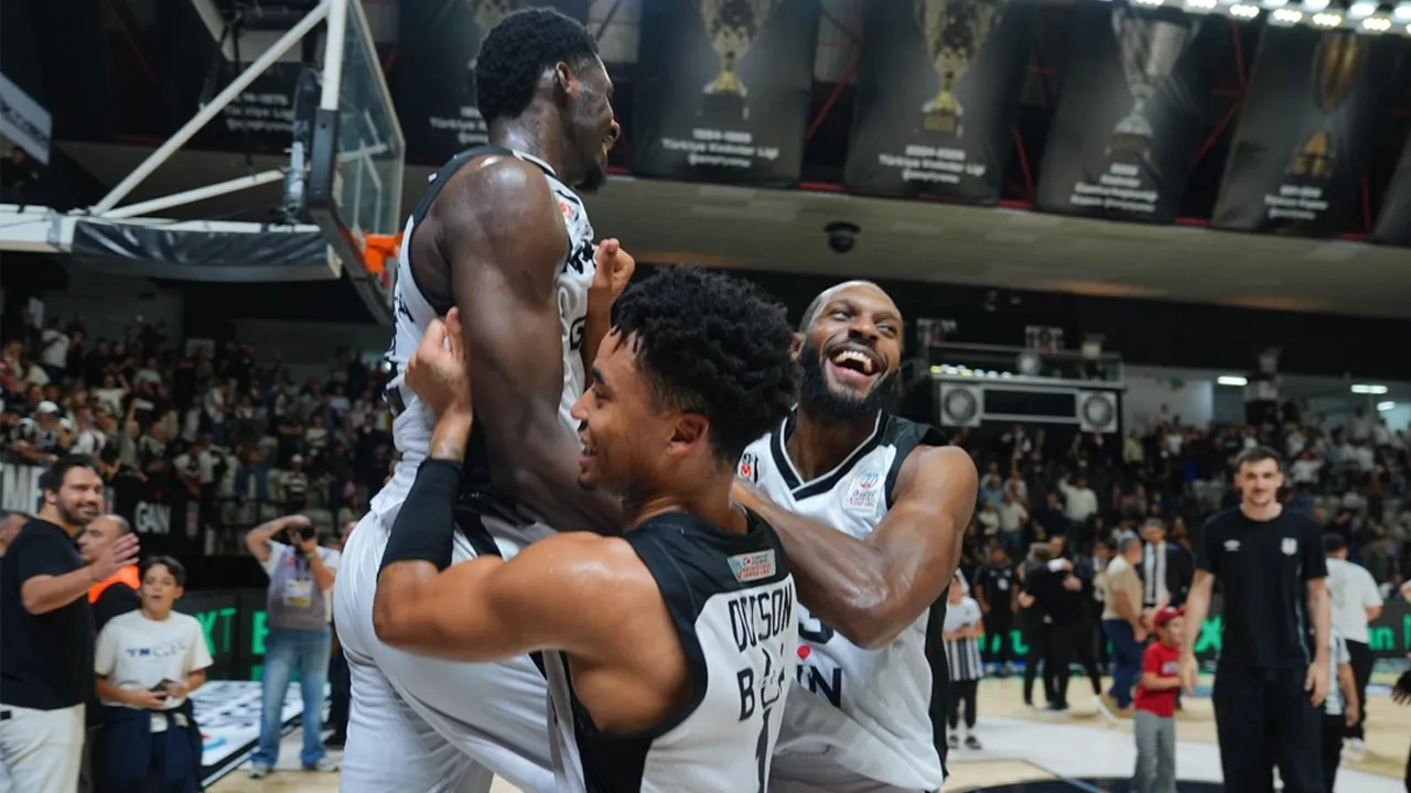 Beşiktaş supera Glint Manisa con grande recupero, ottiene nona vittoria consecutiva