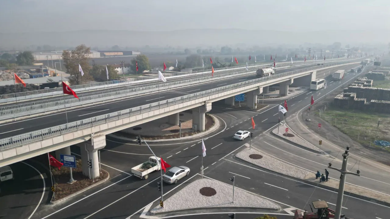 Bursa apre l'Entrata di Inegöl: 1,25 miliardi di lira di risparmio e 308 tonnellate di CO₂ annui