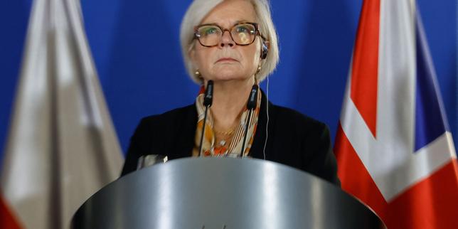 Catherine Vautrin critica il discorso del generale sulle perdite di figli