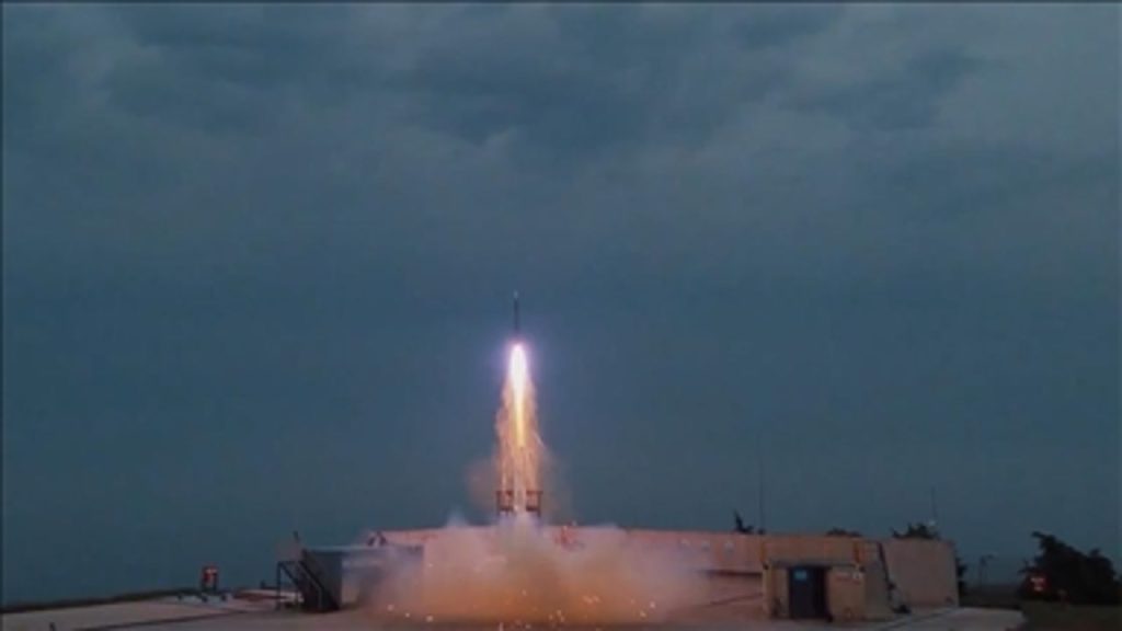 &#039;Çelik Kubbe&#039;nin yeni kalkanı! HİSAR-D RF hedefini tam isabetle vurdu