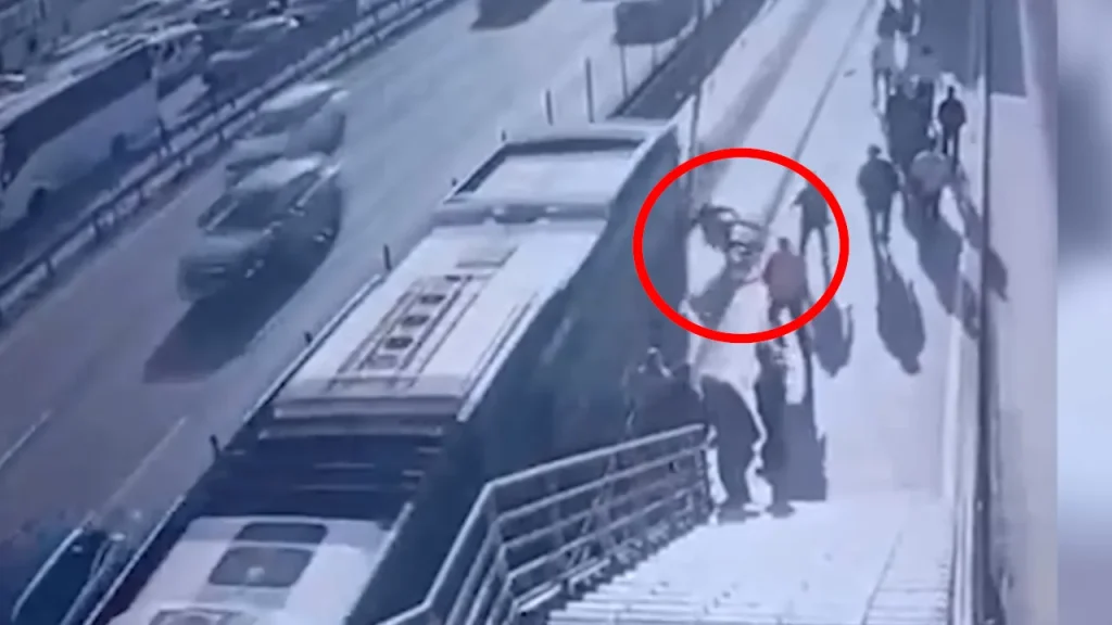 Richiesta di invio del testo originale per la riscrittura