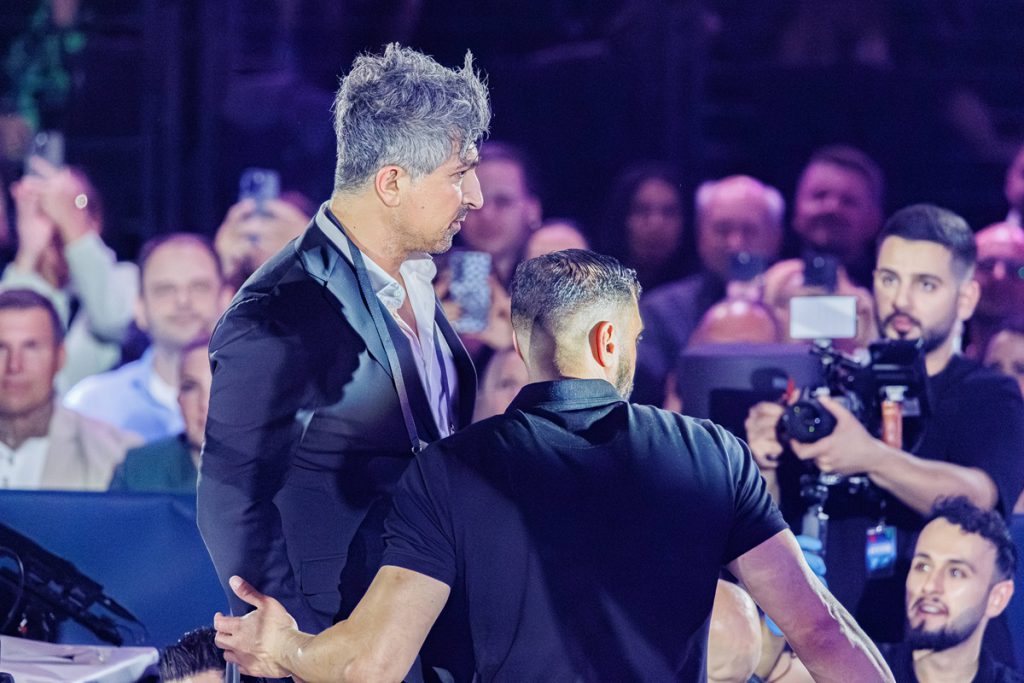 Il Milionario della Lotteria Chico Ritira l&#039;Offerta di 50.000 Euro: Una Storia di Frustrazione e Delusione