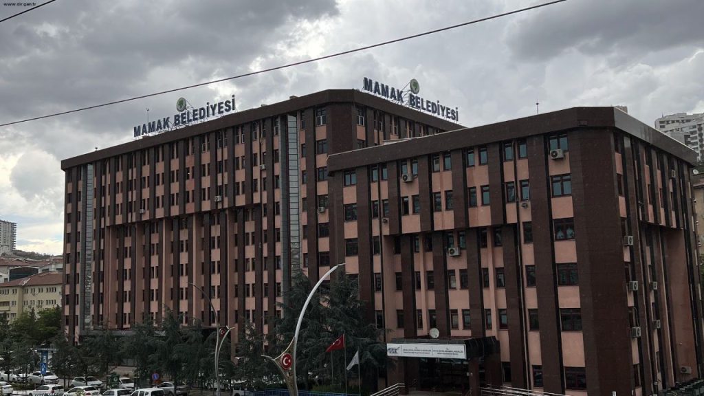 Il Comune di Mamak sotto accusa: i cittadini costretti a pagare le bollette dei beni immobili dati in affitto