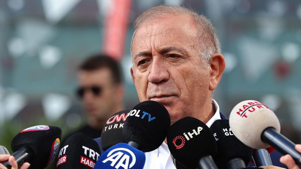 La Corte Conferma la Nomina di Gürsel Tekin come Amministratore del Partito Popolare Repubblicano di Istanbul