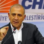 CHP: Tekin rimane in carica nonostante la sospensione non accettata