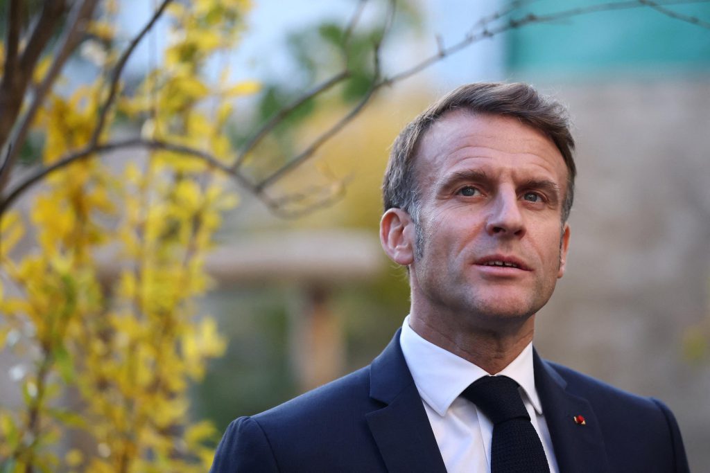 I cittadini francesi bocciano Macron: la maggioranza non vuole il suo ritorno in politica dopo il 2027