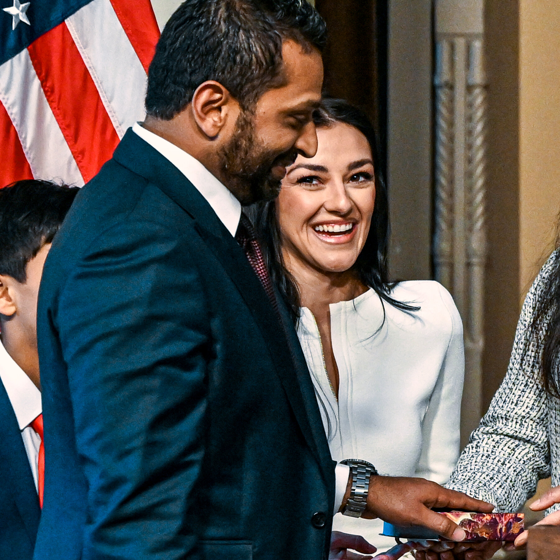 Patel esaminato per l'uso di jet governativi