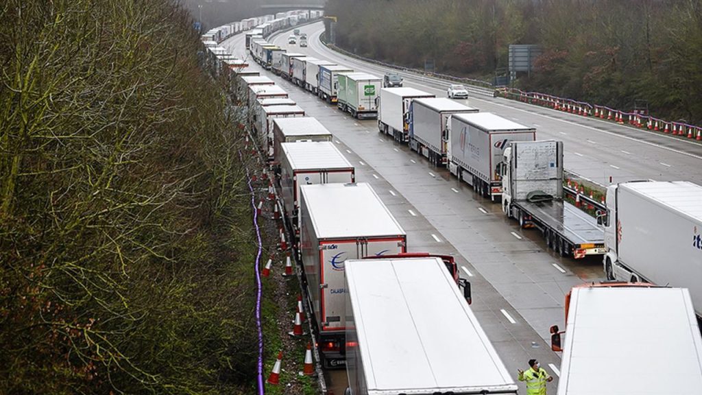 Acquisizione Strategica nel Settore Logistico: Borusan Tedarik Passa alla Francese CEVA Logistics per 383 Milioni di Dollari