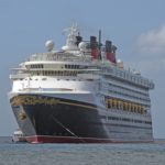 Un passeggero cade dal ponte su una crociera Disney: operazione di soccorso in corso