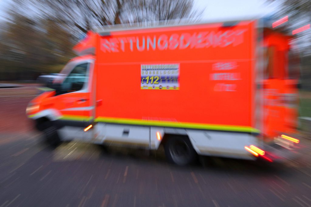 Un uomo muore in incendio a Duisburg subito dopo un&#039;esplosione