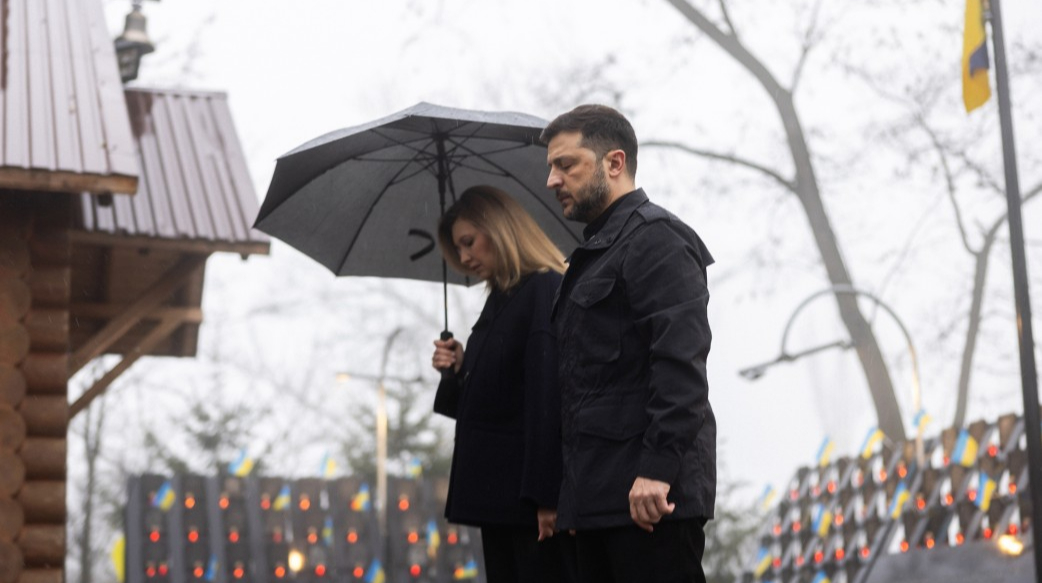 Ucraina celebra il Giorno della Dignità e della Libertà con discorso del presidente Zelenskyy