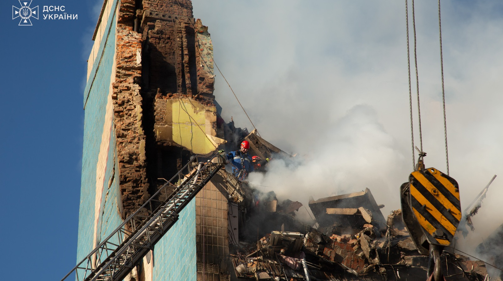 Ternopil sotto attacco: 25 persone scomparse, città in lutto per tre giorni