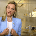 Lisa Nüdling compra un collier a Bares für Rares e lo trova cambiato poco dopo