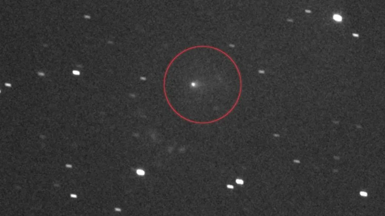 Nuove fotografie del cometa interstellare 3I/ATLAS scattate da Marte