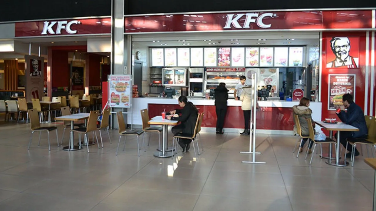 KFC torna in Turchia: apre primo ristorante a Historia AVM dopo accordo con HD Holding