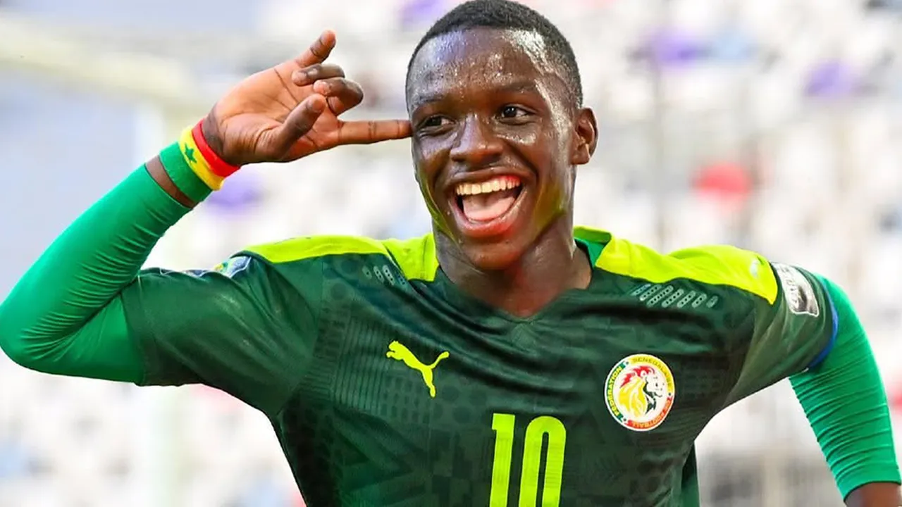 Fenerbahçe firma Amara Diouf: contratto a 5 anni ma infortunio lascia il giovane senza informazioni