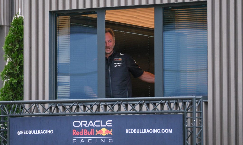 Il Futuro di Christian Horner nella Formula 1: Incertezza e Possibili Conseguenze per la Red Bull Racing