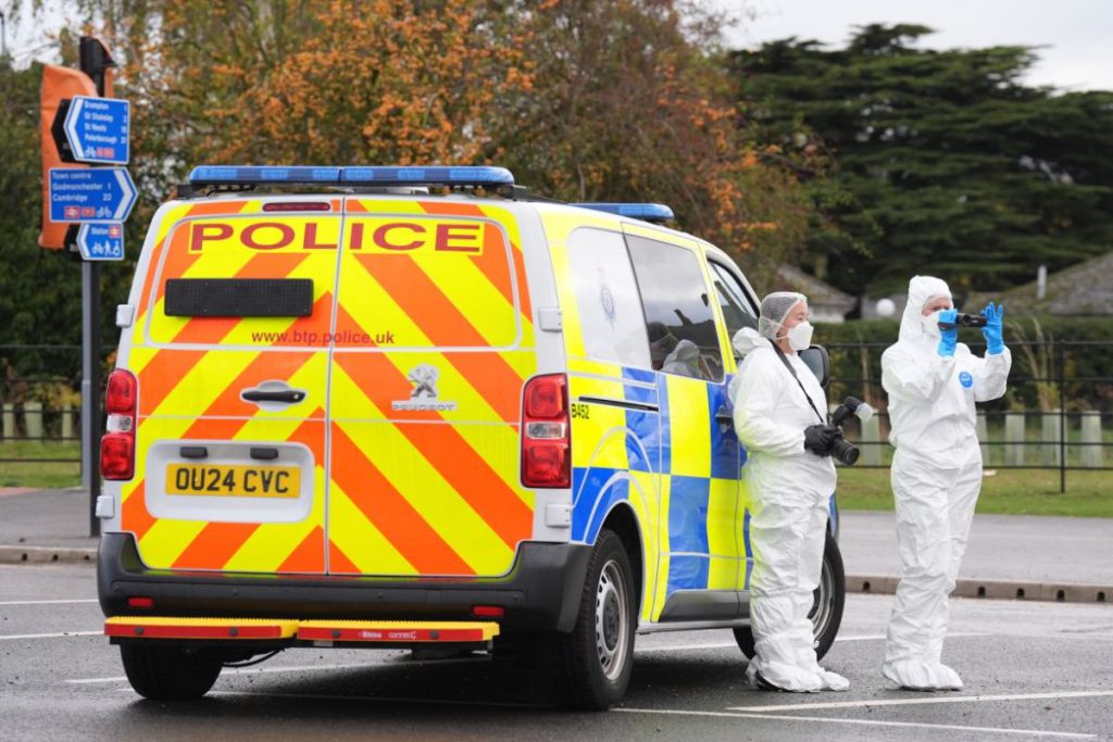 Incidente terrificante vicino a Huntingdon: la polizia inglese indaga su un evento misterioso nella contea di Cambridgeshire