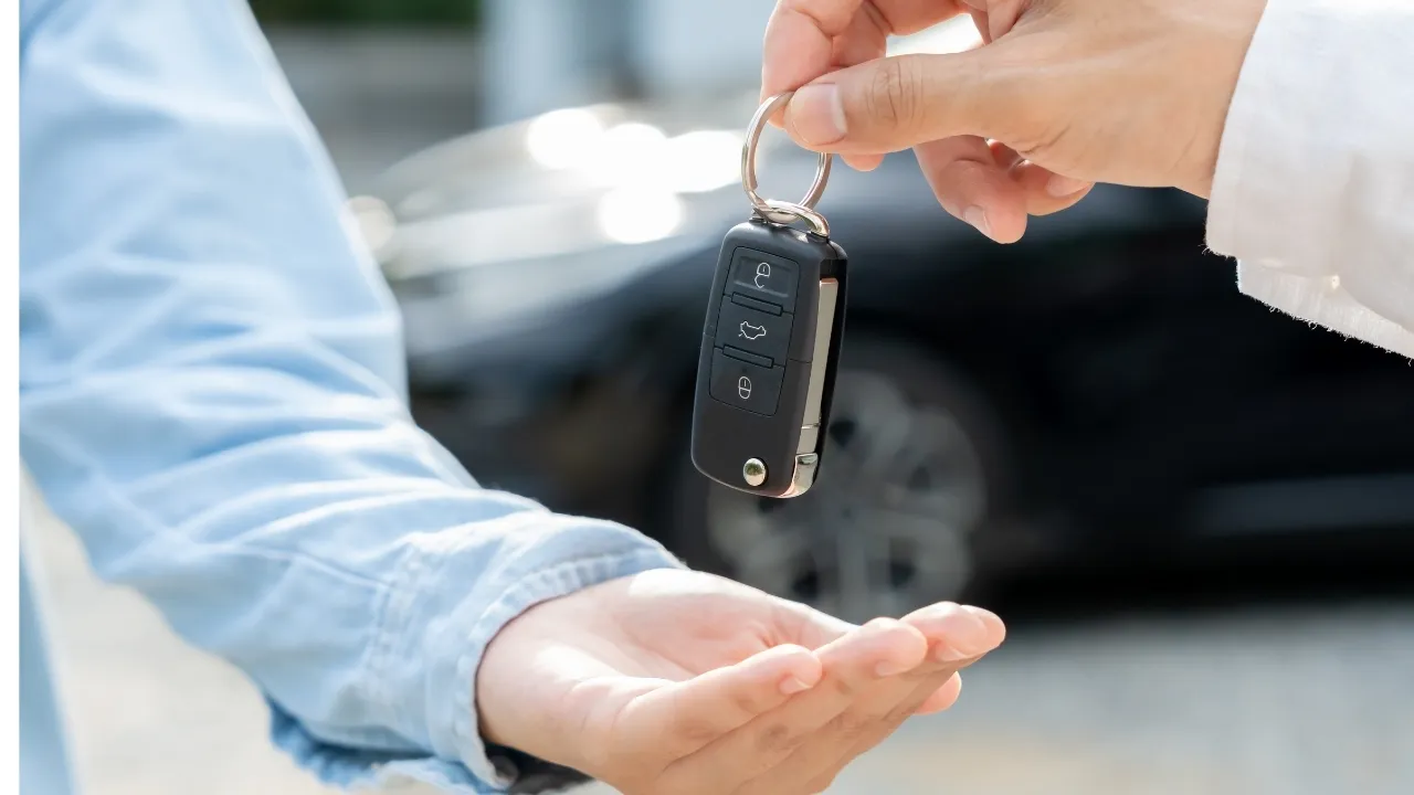 Vendite di auto usate in ottobre: 666.842 unità, i modelli più richiesti sono Renault Clio, Renault Megane e Fiat Egea