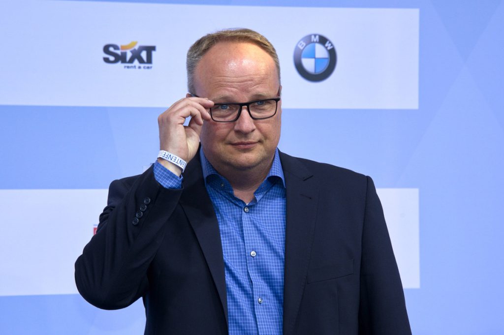 Oliver Welke: il “heute-show” registra un picco di ascolti a novembre