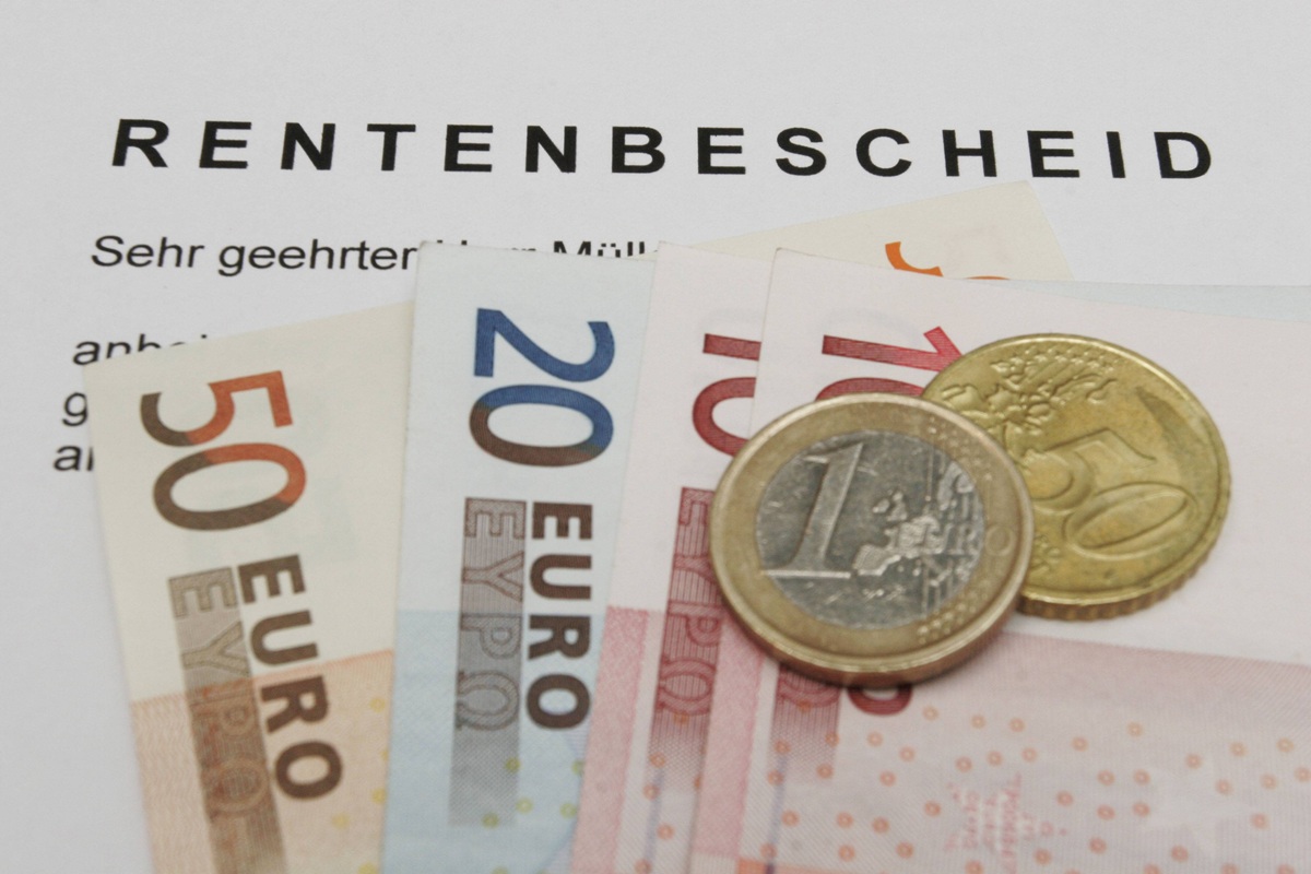 Aumento dei contributi pensionistici previsto per il prossimo anno