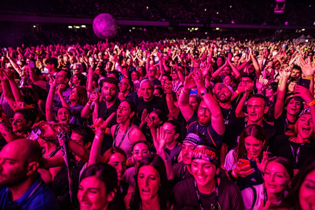 I biglietti per i concerti diventano sempre più costosi: perché e cosa fare