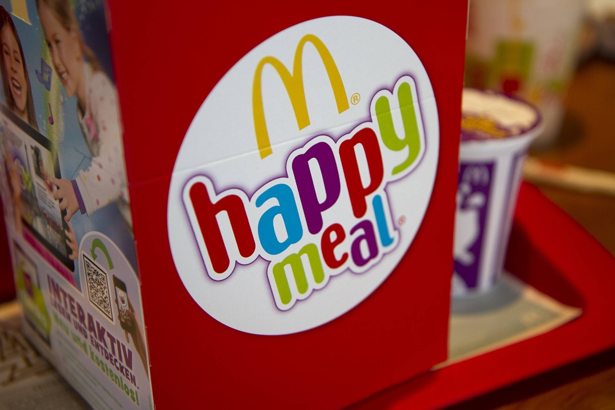 Bambina di 2 anni ricoverata dopo aver bevuto un sorso di drink a McDonald's di Kassel