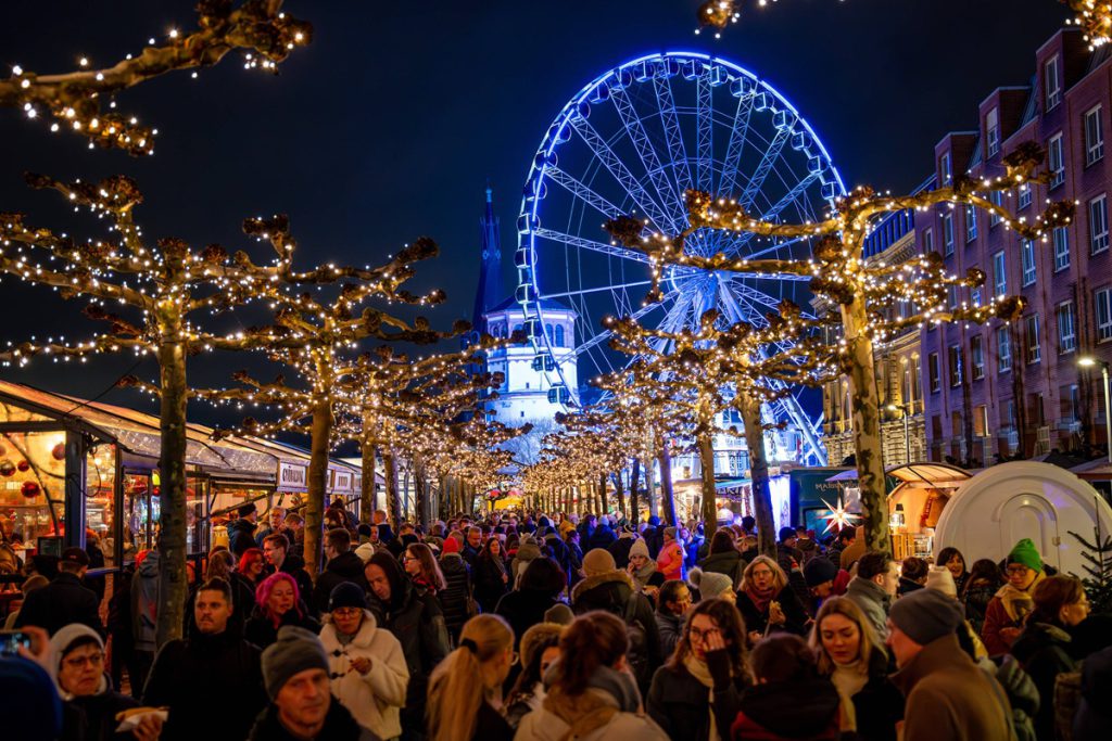 Mercatino di Natale a Düsseldorf: Una Esperienza Magica in Arrivo il 20 Novembre