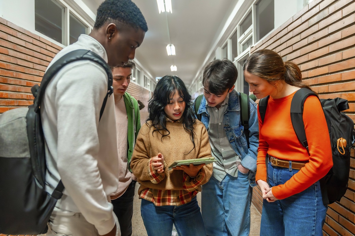 Scarsa motivazione degli studenti: il reddito di cittadinanza come alternativa proposta da un insegnante