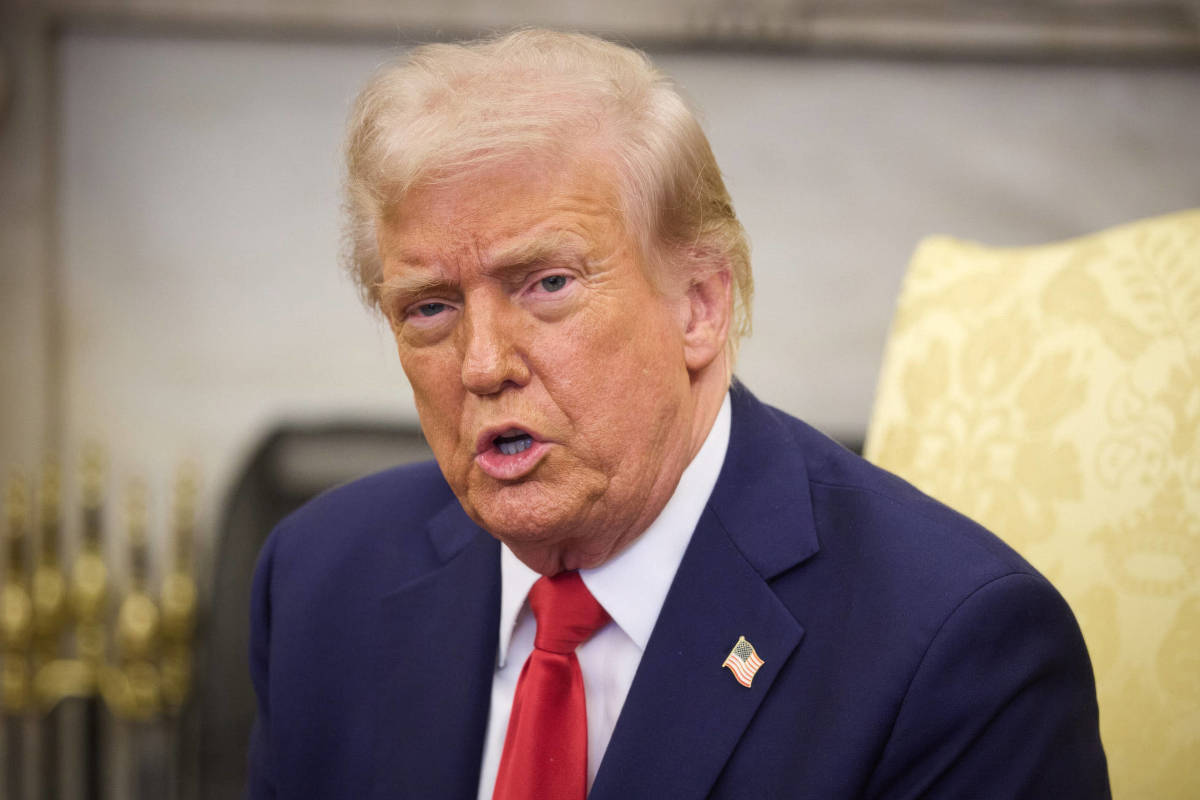 Trump accusa i Democratici di tradimento per il loro messaggio all’esercito.