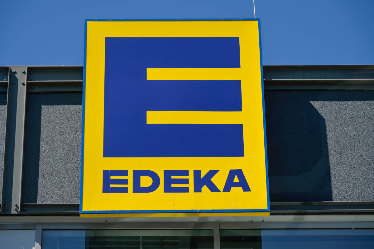 Un americano sorpreso dalle casse Self‑Checkout di Edeka in Germania