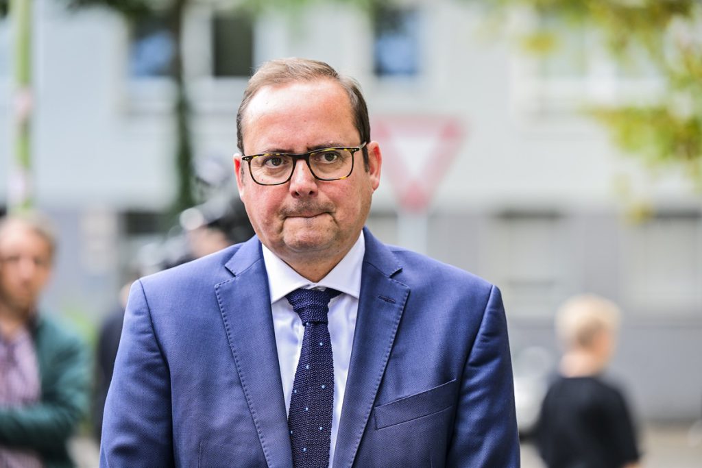 Riforma del Sussidio di Cittadinanza in Germania: Il Sindaco di Essen Critica la Bürgergeld come Insufficiente