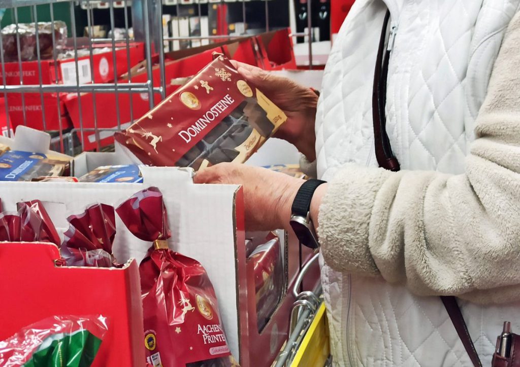 Aumento dei prezzi dei prodotti natalizi: i consumatori reagiscono con il boicottaggio