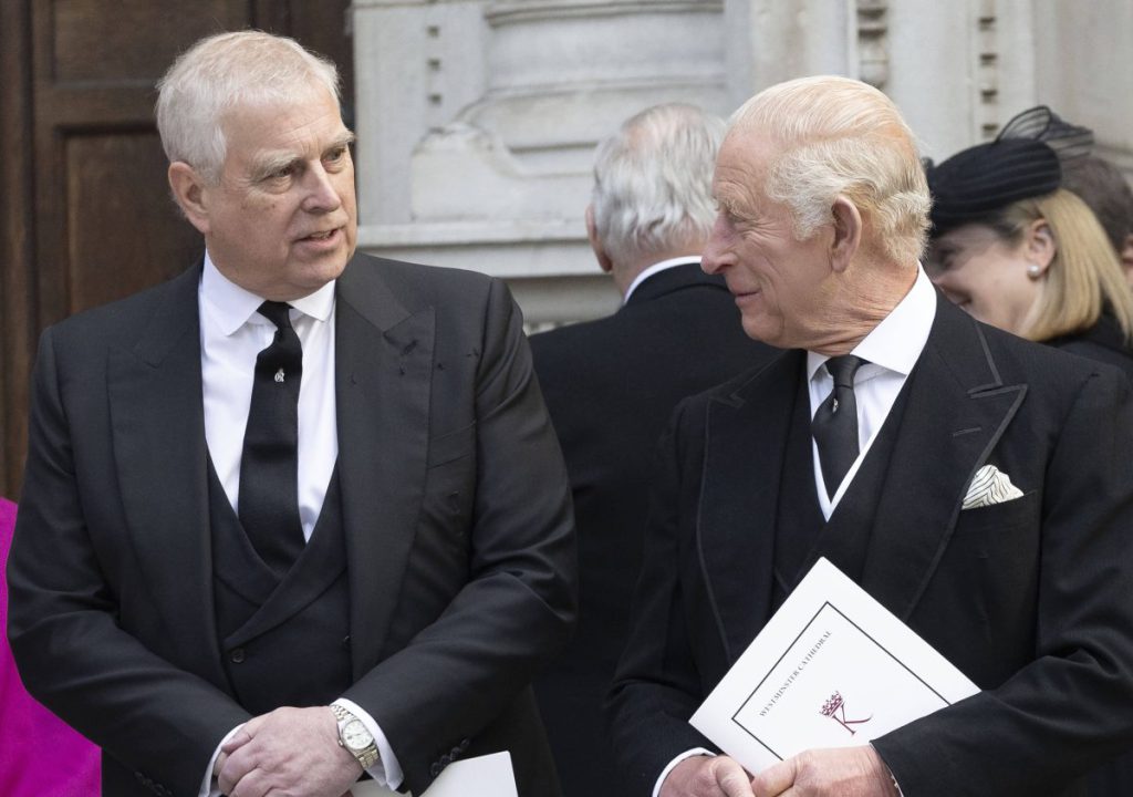 Nuove rivelazioni sulla vita privata di Principe Andrea: le conseguenze per la monarchia britannica