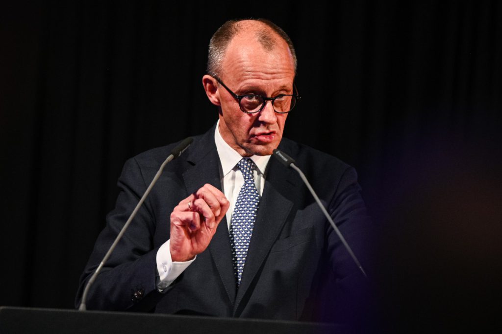 Merz: niente e nessuno lo fermerà, parla alla Giornata del datore di lavoro