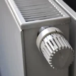 Manutenzione di caldaie e radiatori prima dell'inverno: riduci i consumi di carburante