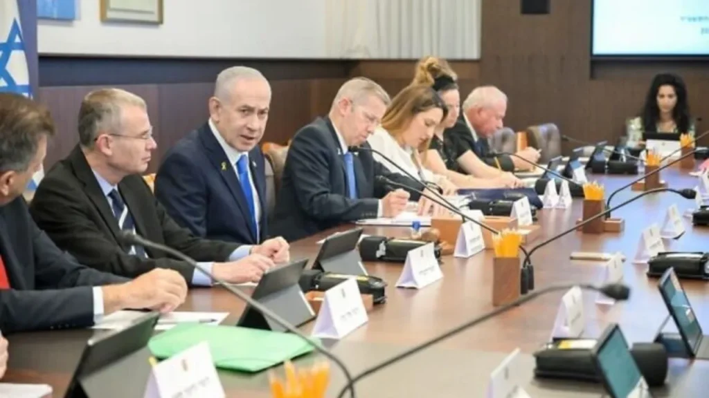 Confronto acceso tra ministri israeliani su politiche turchesi provoca tensione nel gabinetto