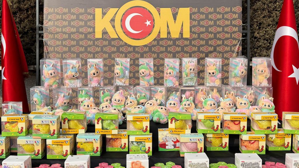 Operazione Anticontraffazione a Istanbul: Sequestrati 125mila Giocattoli Contraffatti del Valore di 50 Milioni di Lire Turche