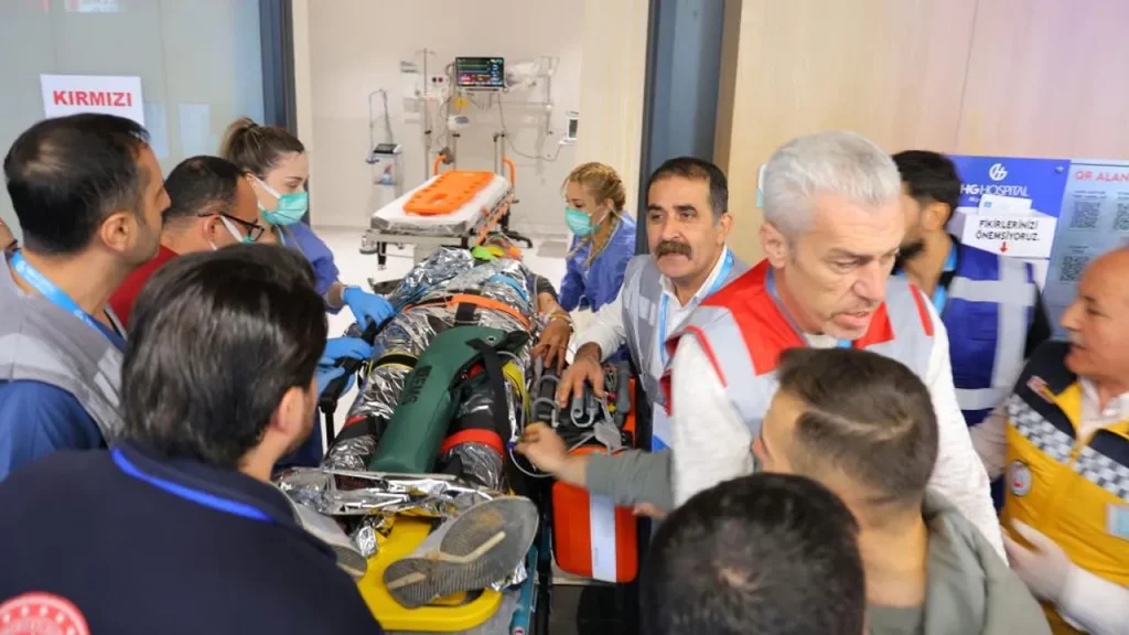 Nove persone estratte dal crollo durante esercizio di pronto intervento a Kahramanmaraş